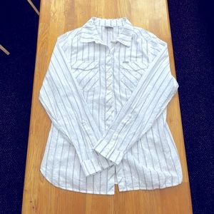 NWOT Columbia Linen Button-up